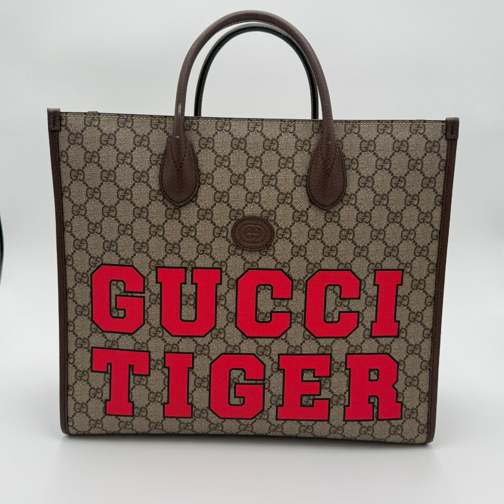 Gucci Tiger GG Supreme Canvas Medium Tote Bag|143