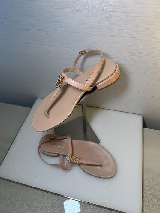 Burberry Sandals|494